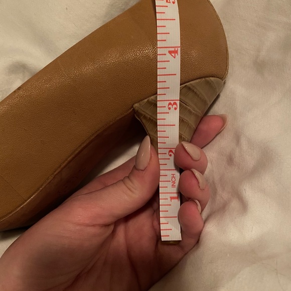 Beige Tory Burch pumps - Picture 7 of 7